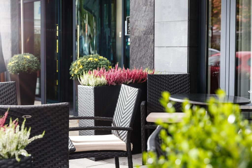 U Zvonu Hotel Plzen Exterior photo